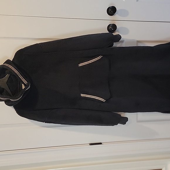 Ugg Fluff Oversized Long Fleece Hoodie, Small/Medium Black, NWT!! - Picture 6 of 10